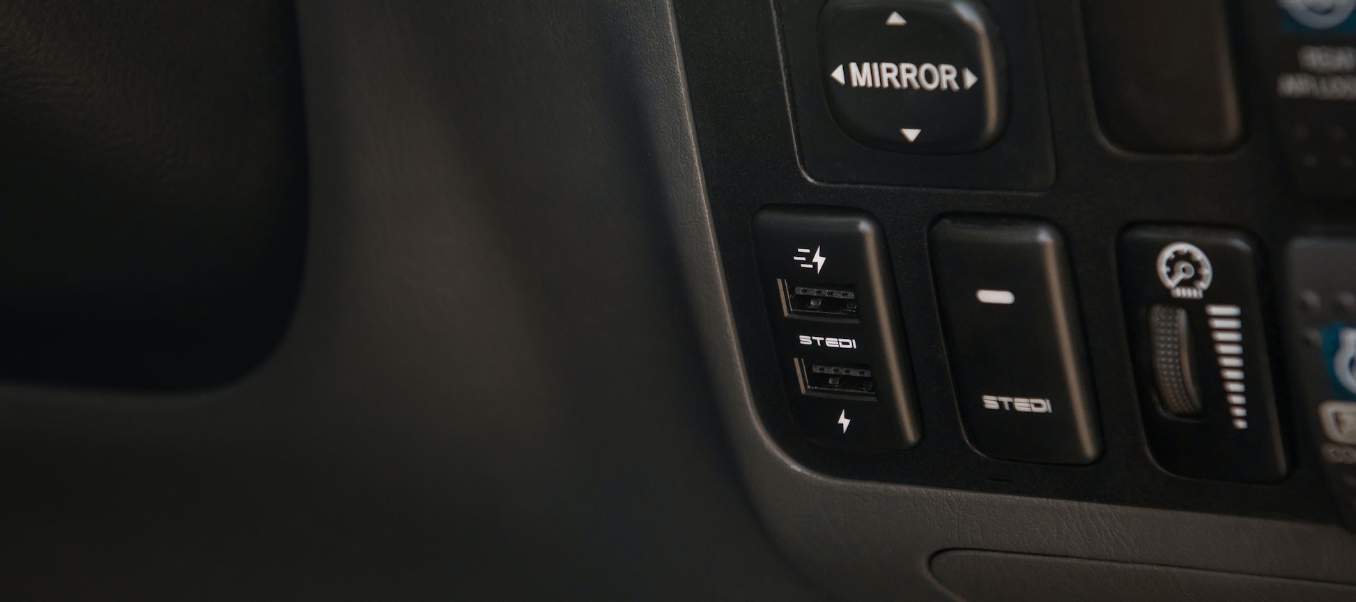 Tall Type Push Switches to Suit Toyota